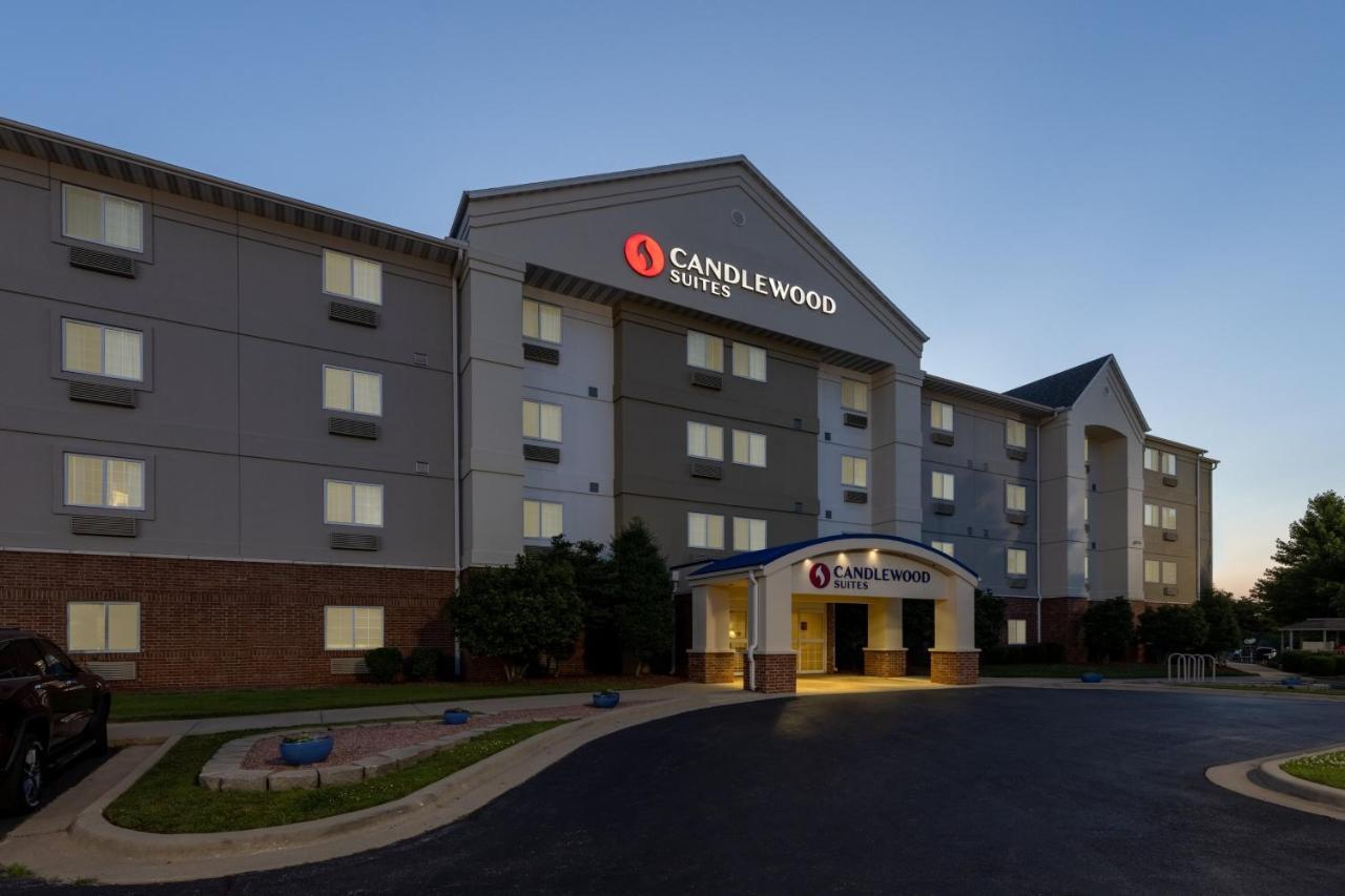 Candlewood Suites Springfield South By Ihg Exterior foto